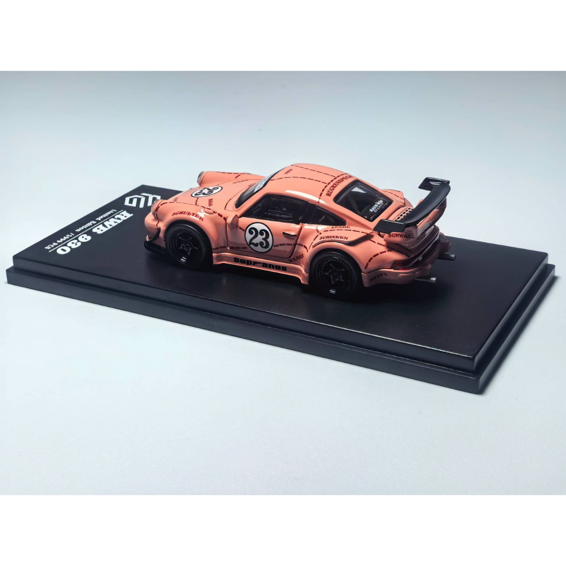 *PRE-ORDER* Porsche RWB930 GT Wing Pink Pig (Open-Engin & Rear Hoods+Doors, Visible Engine), 1:64 Scale