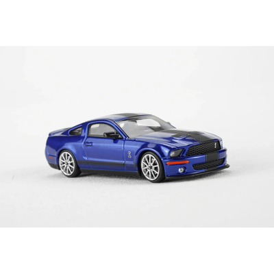 Ford Mustang Shelby GT500 2007 Metallic Blue w/ Single Matt Black Stripe, 1:64 Scale