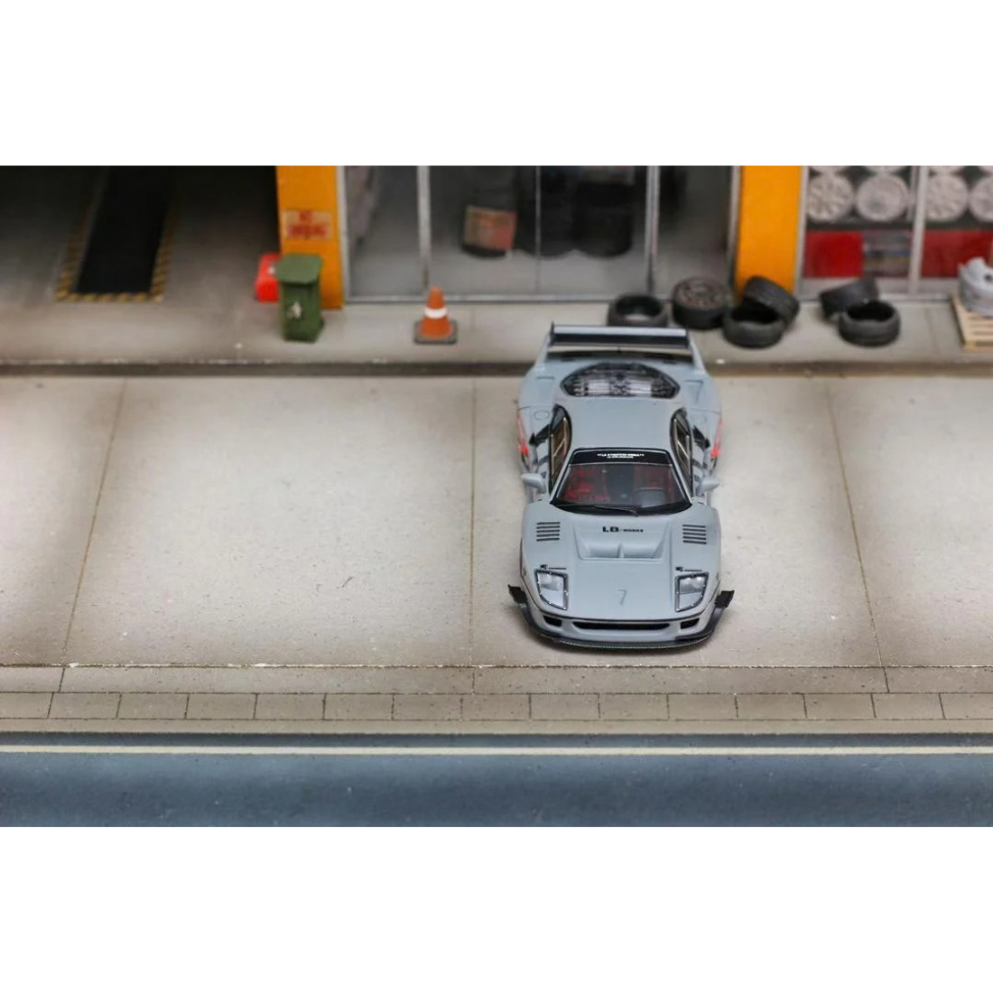 LBWK F40 (Limited to 499), 1:64 Scale (Grey)