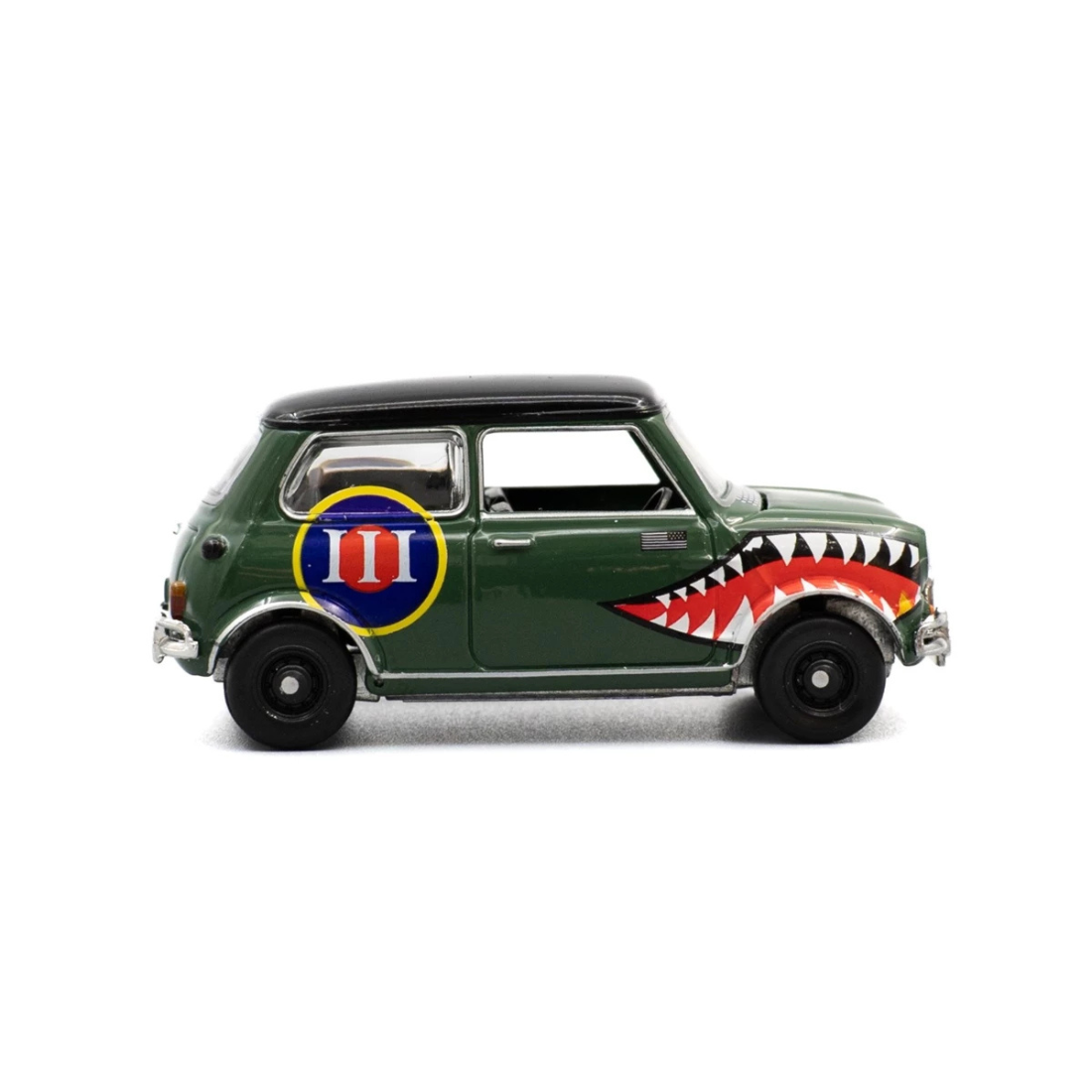 *PRE-ORDER* Art Car - Shark   (Metal Chassis, only the engine hood can be opened, while the doors on both sides cannot be opened), 1:64 Scale