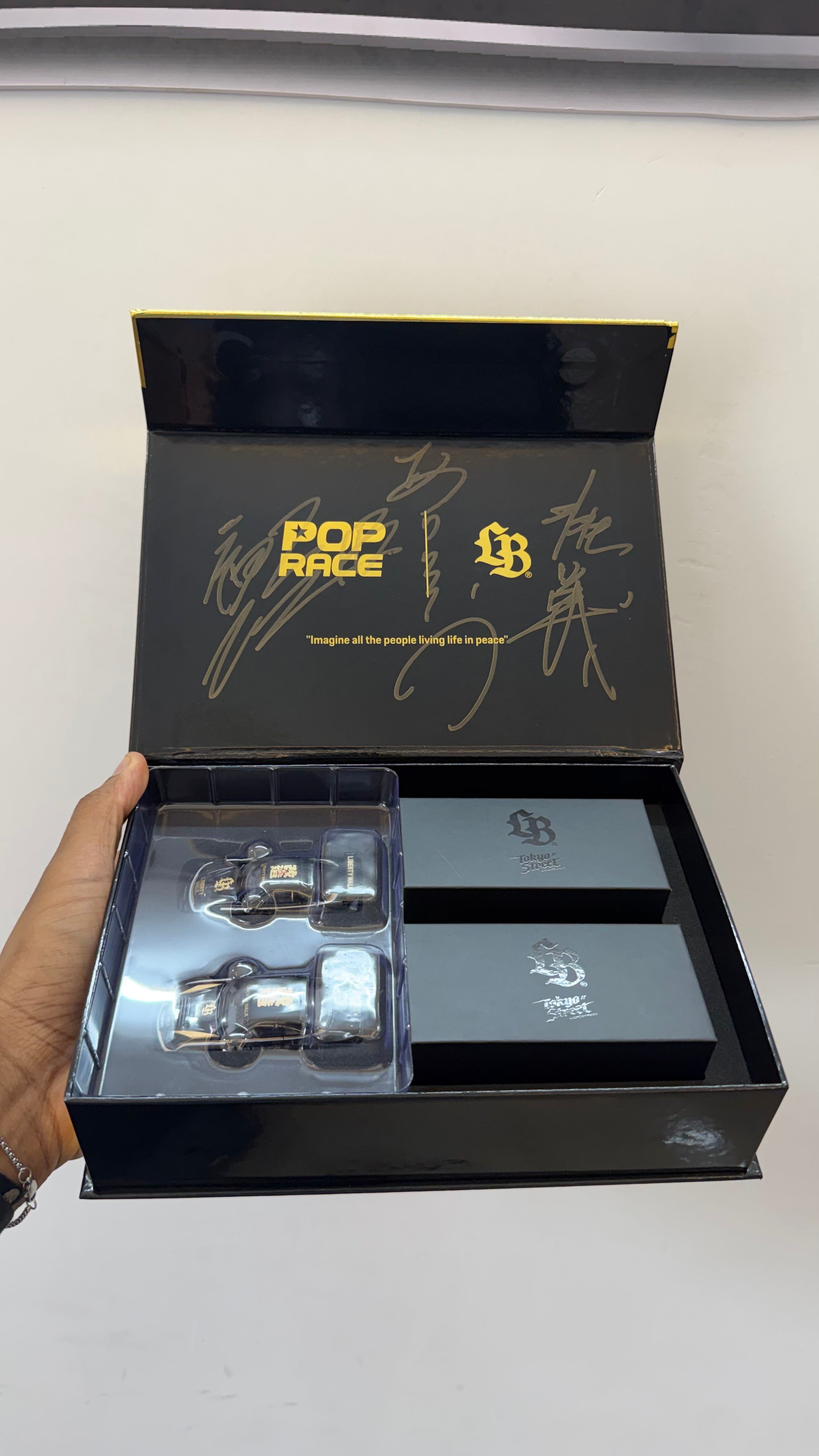 *HKTCS* LB SILHOUTE 2 Car Set (Wataru Kato Signed), 1:64 Scale
