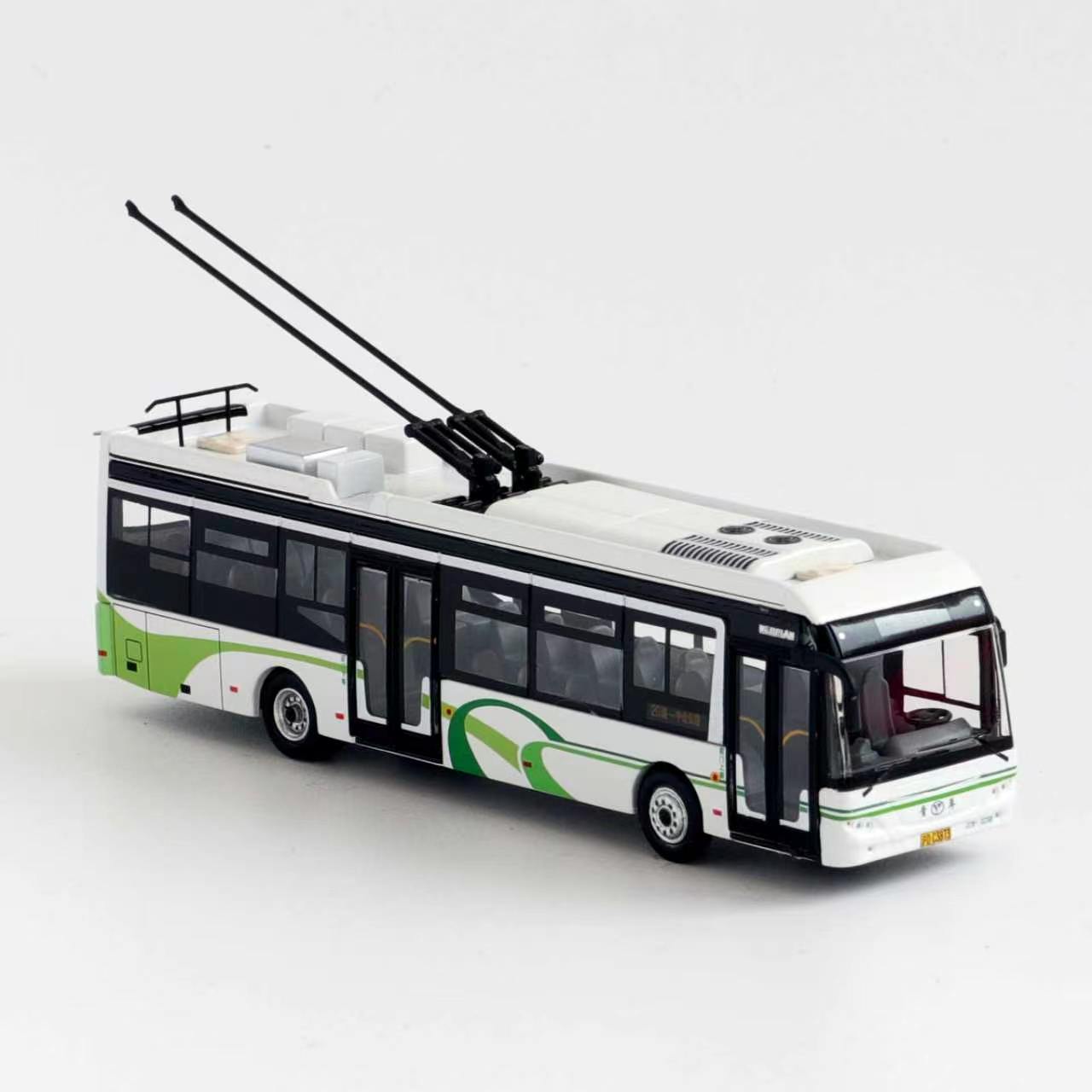 Premium scale diecast model car  – City Bus, 1:110 Scale (Green & White) Collectible