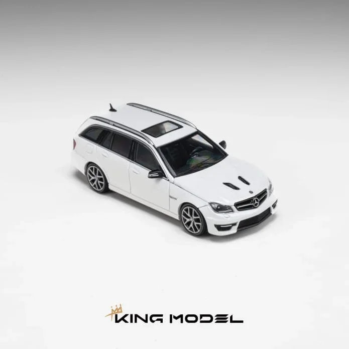 *PRE-ORDER* Mercedes Benz AMG C63 Wagon White (Limited to 500pcs), 1:64 Scale