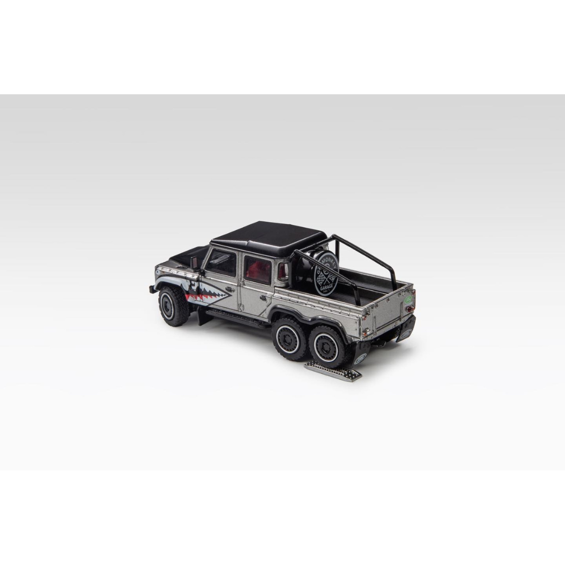 *PRE-ORDER* Defender 6x6, 1:64 Scale (Silver)