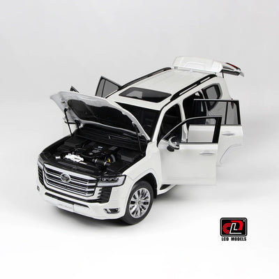 Toyota Land Crusier 300-ZX-White, 1:18 Scale