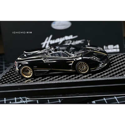 *HKTCS* Pagani Huayra Roadster, 1:64 Scale