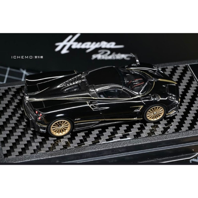 *HKTCS* Pagani Huayra Roadster, 1:64 Scale