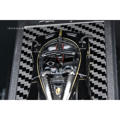 *HKTCS* Pagani Huayra Roadster, 1:64 Scale