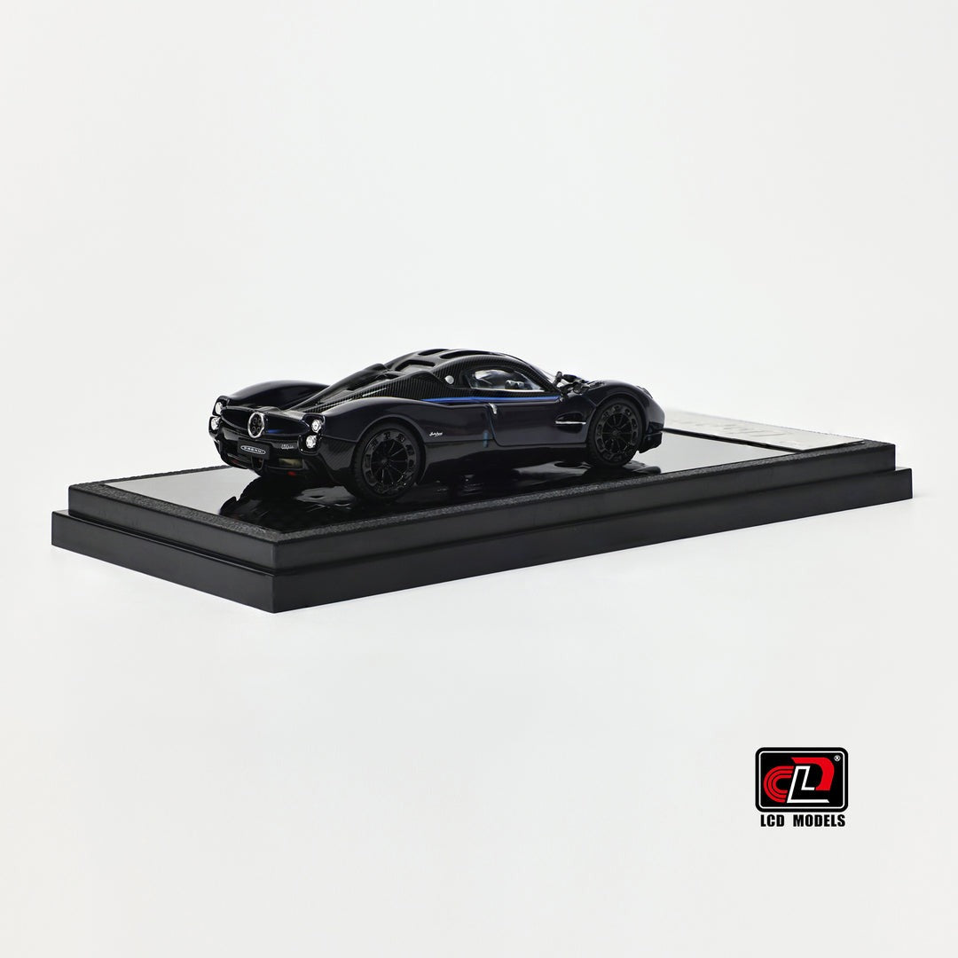 Pagani Utopia, 1:64 Scale (Blue with black carbon)