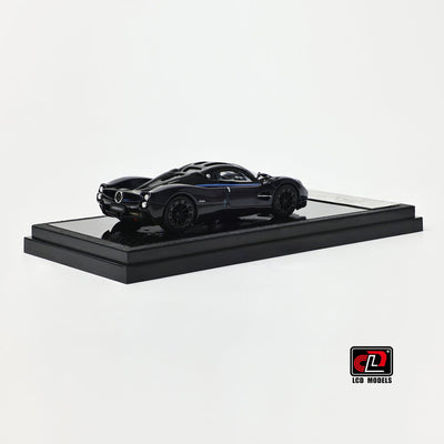 Pagani Utopia, 1:64 Scale (Blue with black carbon)