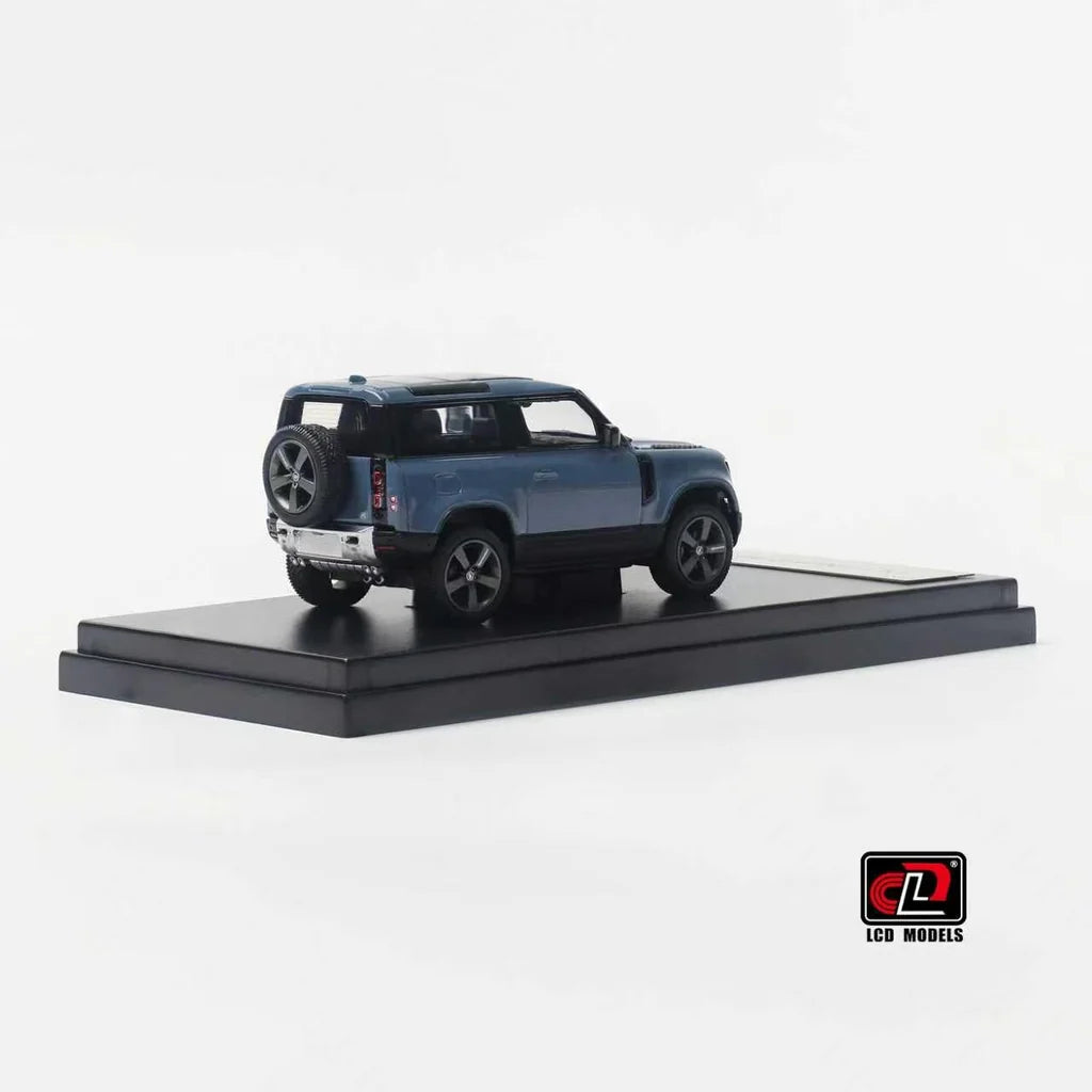 Land Rover DEFENDER 90, 1:64 Scale (Blue)