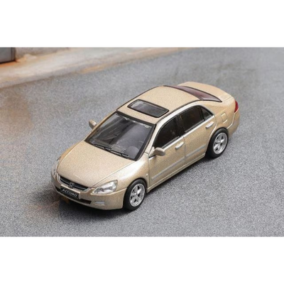 *PRE-ORDER* Honda Accord 2005, 1:64 Scale (Golden)