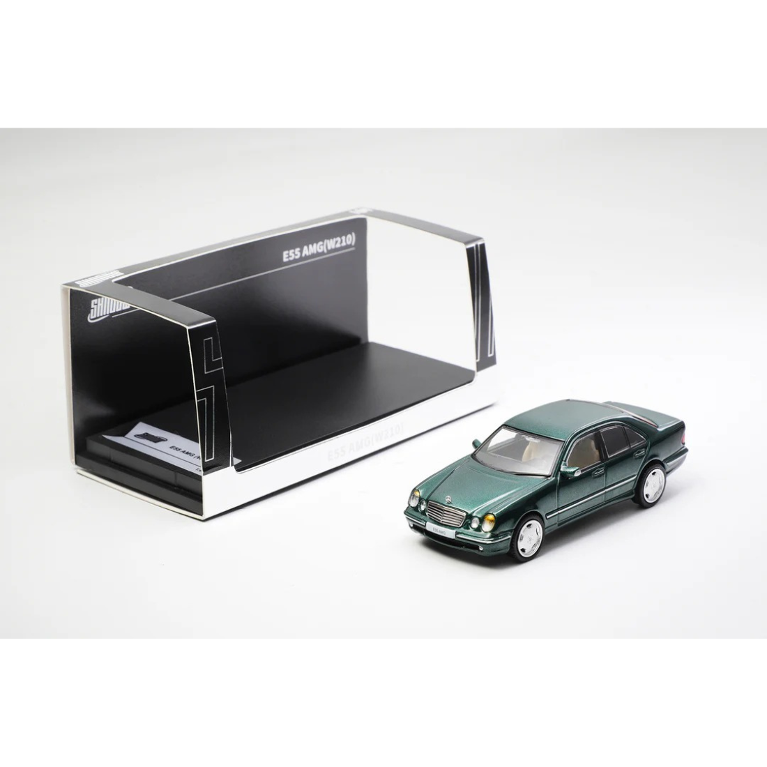 *PRE-ORDER* Mercedes-Benz E55 AMG, 1:64 Scale (Green)