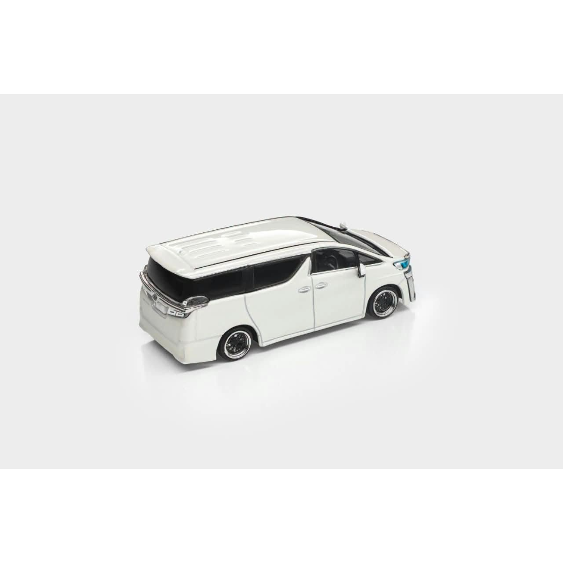 *PRE-ORDER* Toyota Vellfire H30W Customized Version, 1:64 Scale (White)