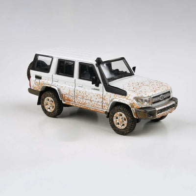 Premium scale diecast model car  – Toyota Land Cruiser 76 Off Road Effect LHD, 1:64 Scale (White) Collectible