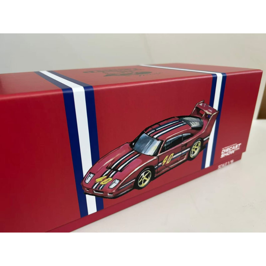 International Diecast Show The legend Asia Tour Ferrari F40 (Limited : 031/100) 2026,  1:18 Scale (Red)