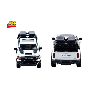 Ram Mamoth - Light, Sound with Openable Doors, 1:32 Scale (White)