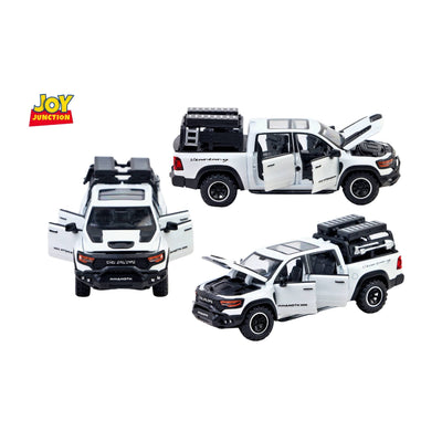 Ram Mamoth - Light, Sound with Openable Doors, 1:32 Scale (White)