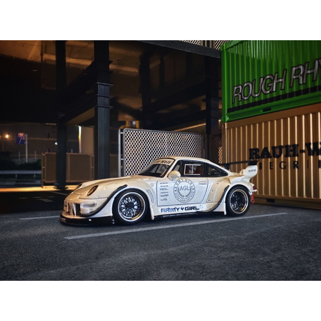 Porsche RWB (Limited to 499pcs), 1:64 Scale (White)