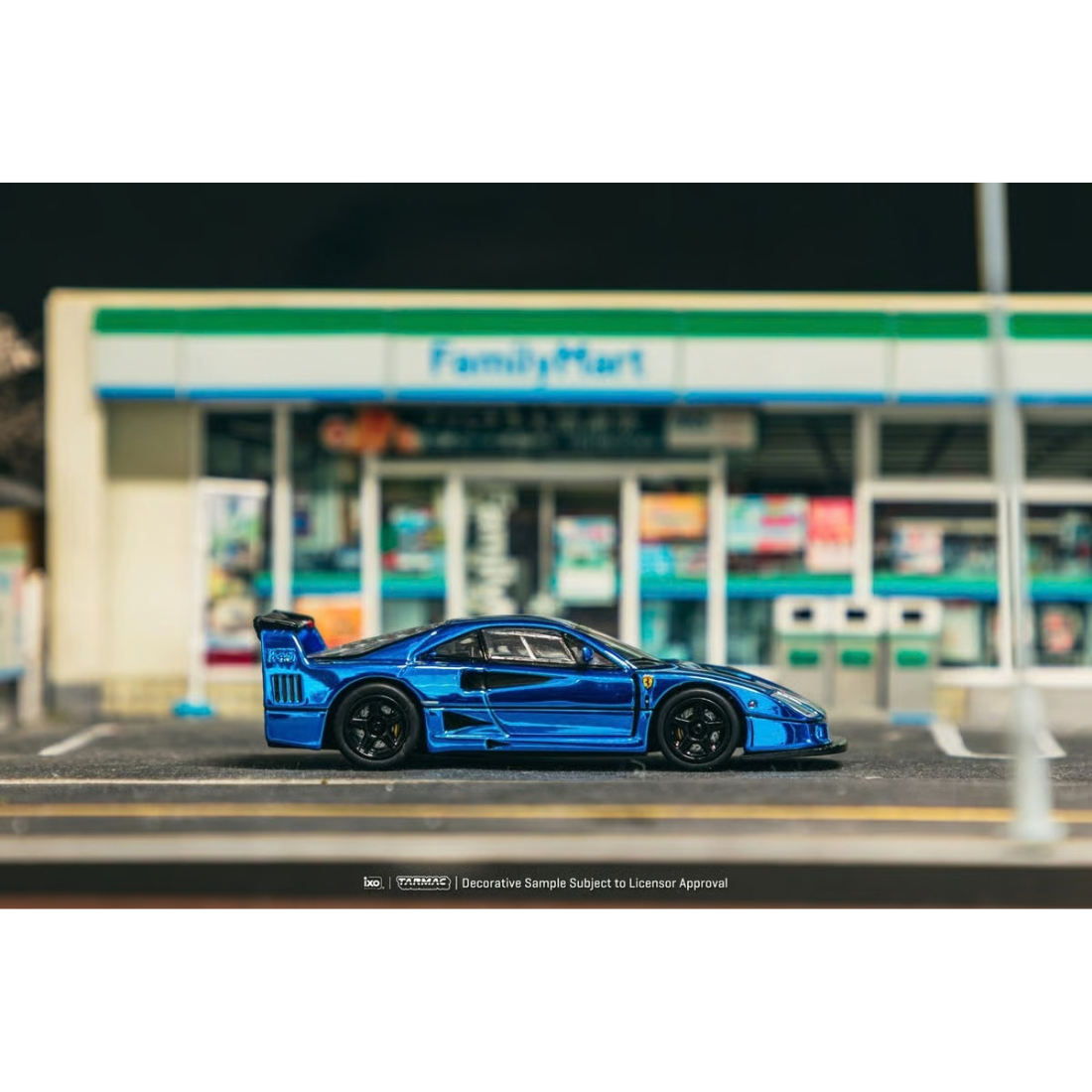 *PRE-ORDER* Ferrari F40 LM, 1:64 Scale (Chrome Blue)