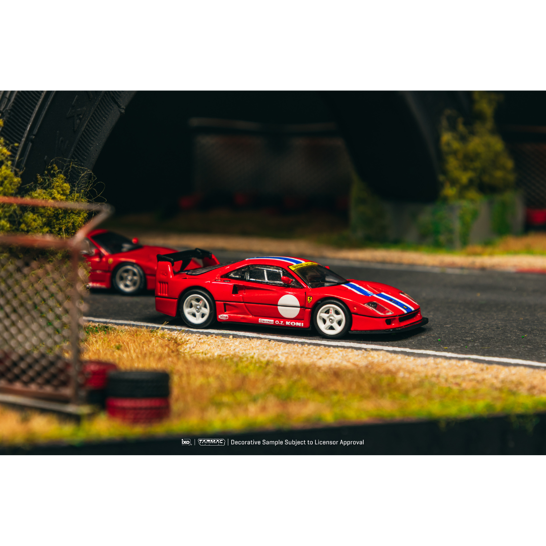 *PRE-ORDER* Ferrari F40 LM, 1:64 Scale (Red)