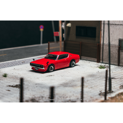 *PRE-ORDER* Nissan Skyline 2000GT-R (KPGC110) (Chance of Chase Car), 1:64 Scale (Red)
