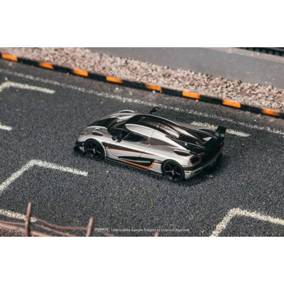 *PRE-ORDER* Koenigsegg One:1, KNC, 1:64 Scale