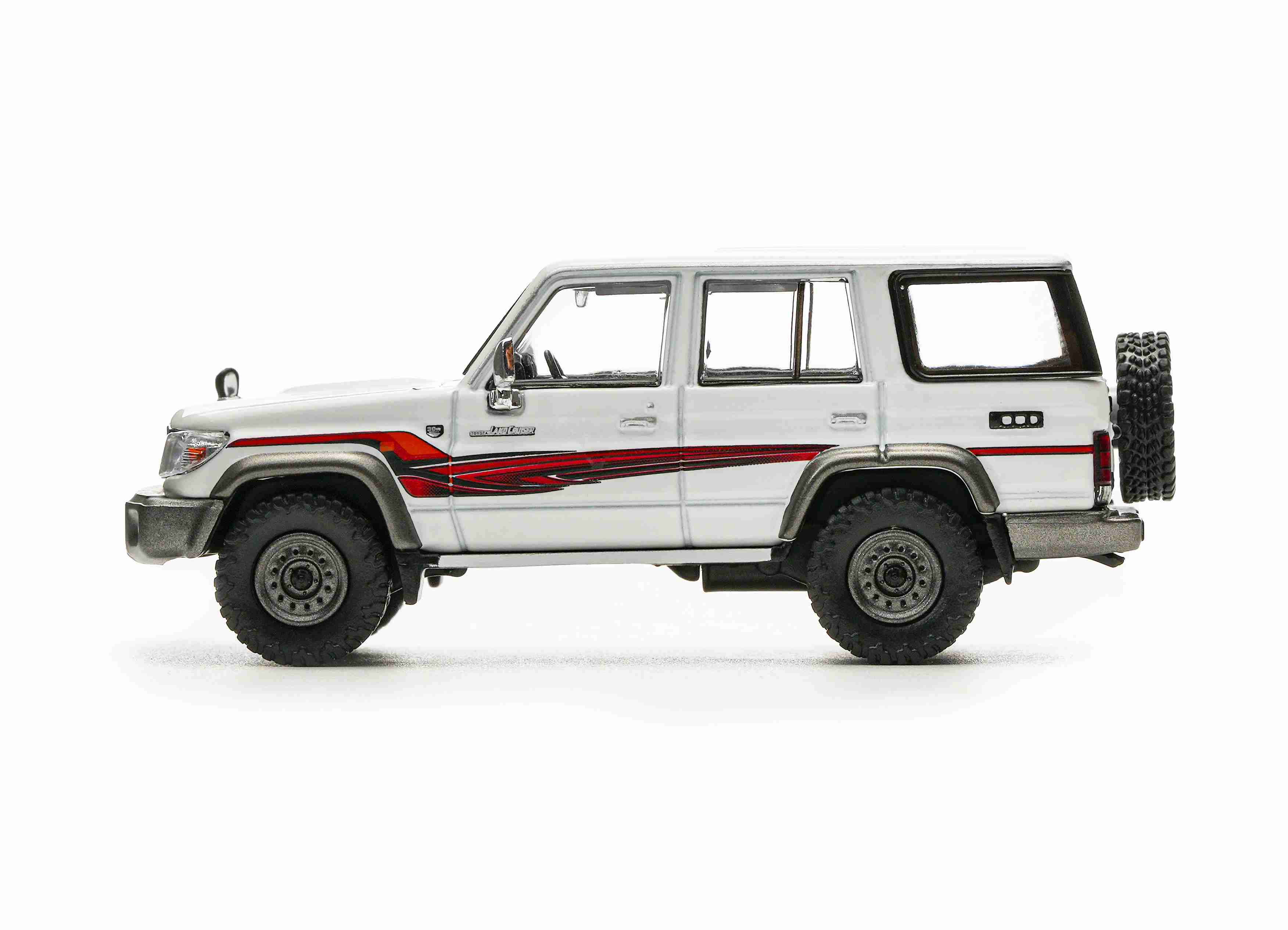 Toyota Land Cruiser LC76 1994, 1:64 Scale
