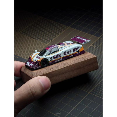 *PRE-ORDER* Jaguar XJR-9 Lemans White-Purple LeMans Winner 1988 Livery, 1:64 Scale