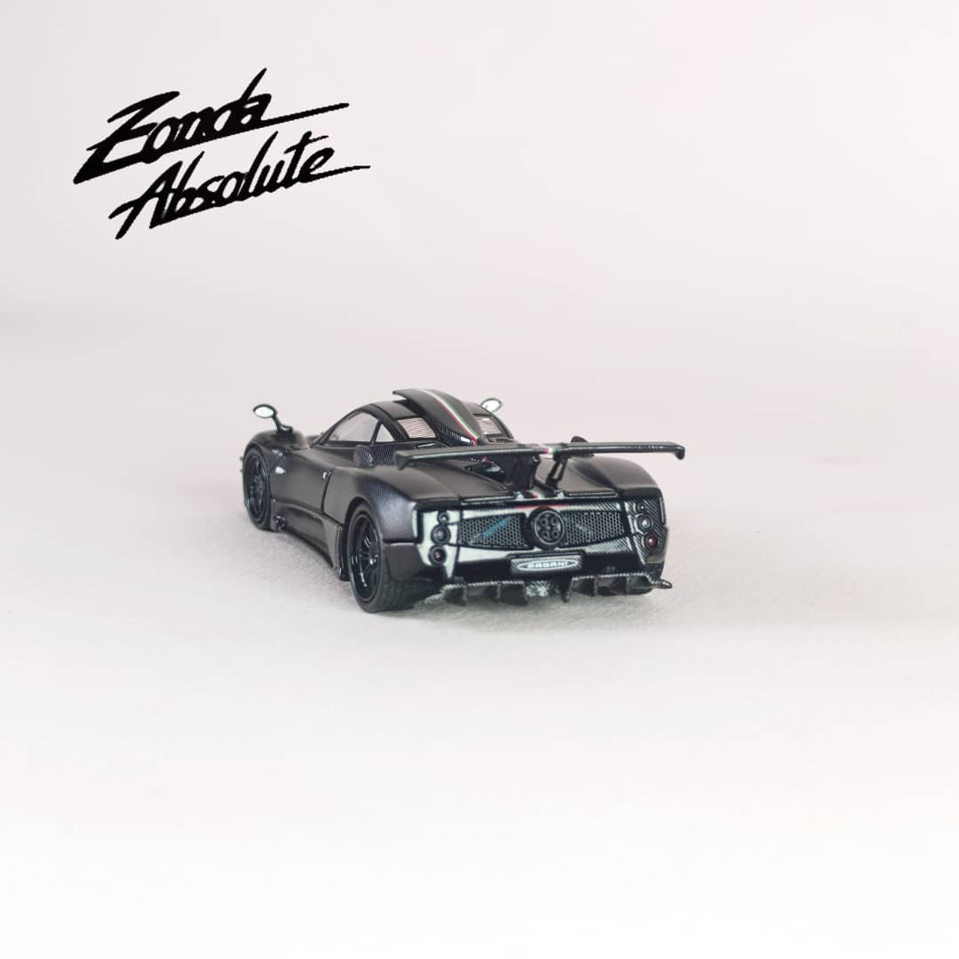 *PRE-ORDER* Pagani Zonda Full Carbon with Italia Strips (Open Hood, Engine Visible), 1:64 Scale