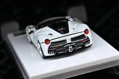 *PRE-ORDER* Laferrari Aperta (F150) Bianco, 1:64 Scale  (White)