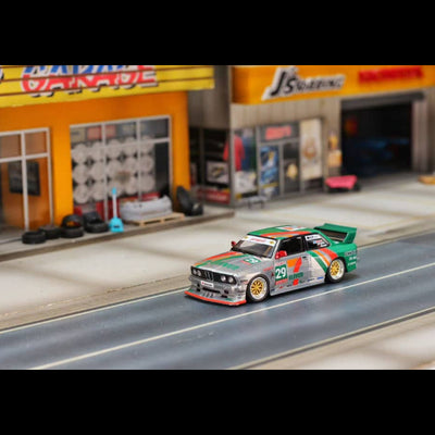 *PRE-ORDER* BMW M3 E30 RAW 7-Eleven Livery, 1:64 Scale