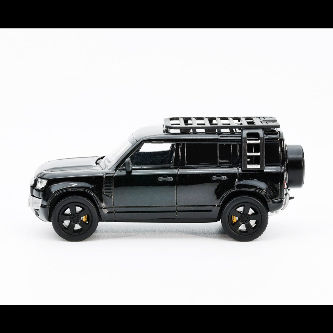 *PRE-ORDER* Land Rover Defender D110, 1:64 Scale
