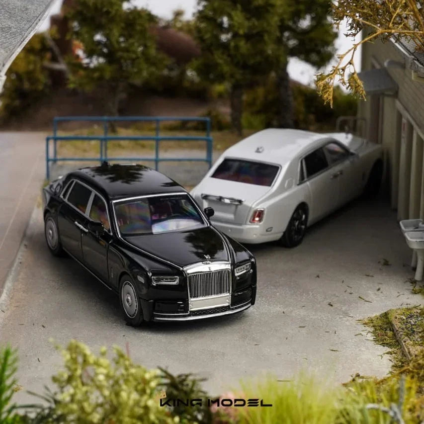 *PRE-ORDER* Rolls Royce Phantom VIII, 1:64 Scale (Black)