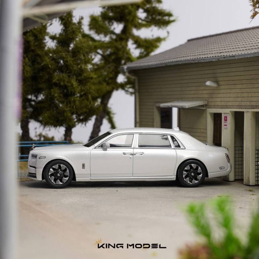 *PRE-ORDER* Rolls Royce Phantom VIII, 1:64 Scale (Metallic White)