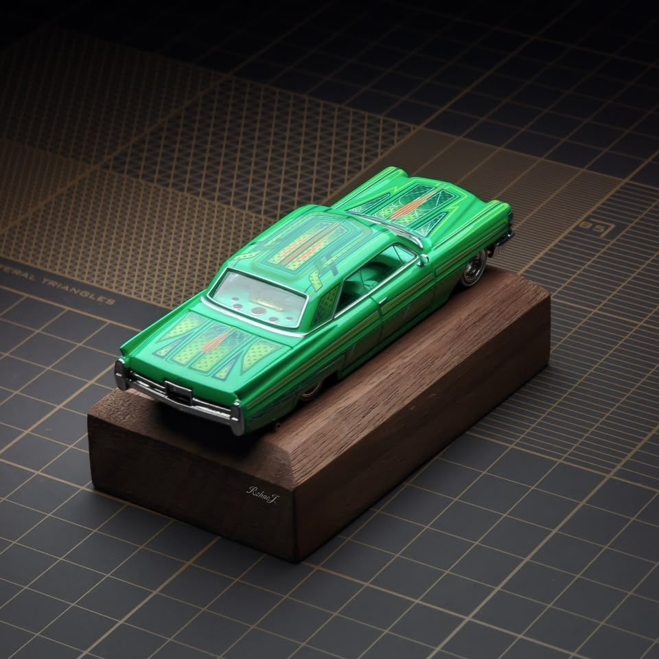 *PRE-ORDER* Cadillac DeVille Coupe Jump Car Metal green with floral pattern 1964, 1:64 Scale