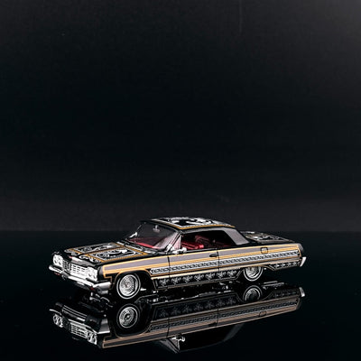 *PRE-ORDER* Chevrolet Impala Lowrider Black-Gold Livery (Open-Engin Hood & Rear Hood, Visible Engine.Assemble Top), 1:64 Scale