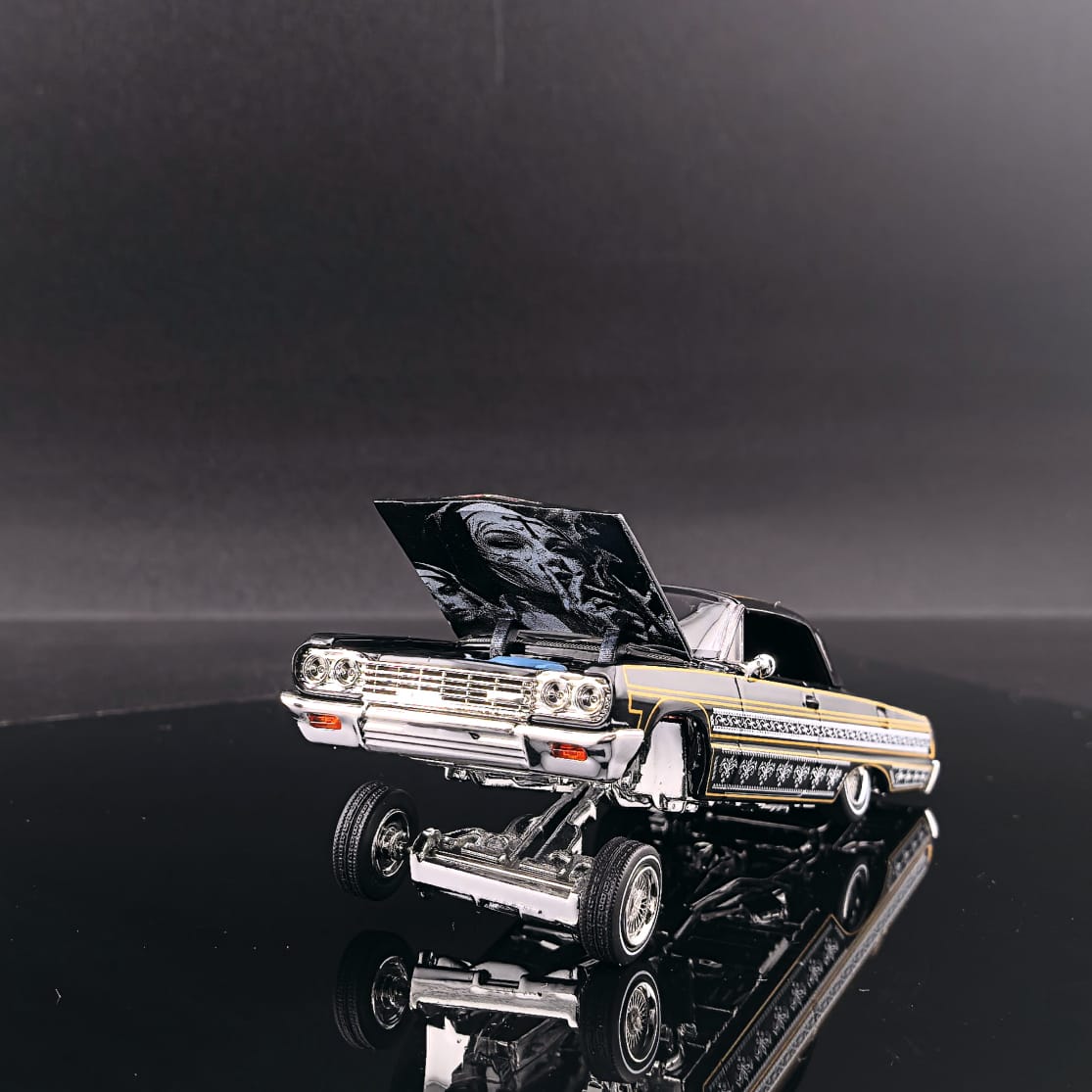 *PRE-ORDER* Chevrolet Impala Lowrider Black-Gold Livery (Open-Engin Hood & Rear Hood, Visible Engine.Assemble Top), 1:64 Scale