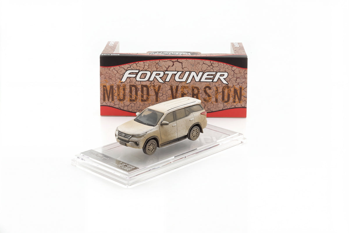*PRE-ORDER* Toyota Fortuner  (Limited to 499pcs) 2018, 1:64 Scale (White Muddy)