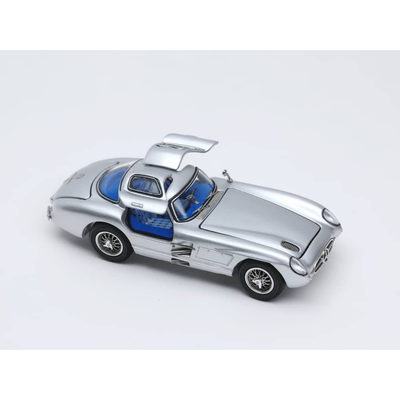 *PRE-ORDER*Mercedes-Benz 300 SLR Uhlenhaut Coupé (W196S) Silver with Blue Interior (Openable Doors, Hood & Visible Engine), 1:64 Scale