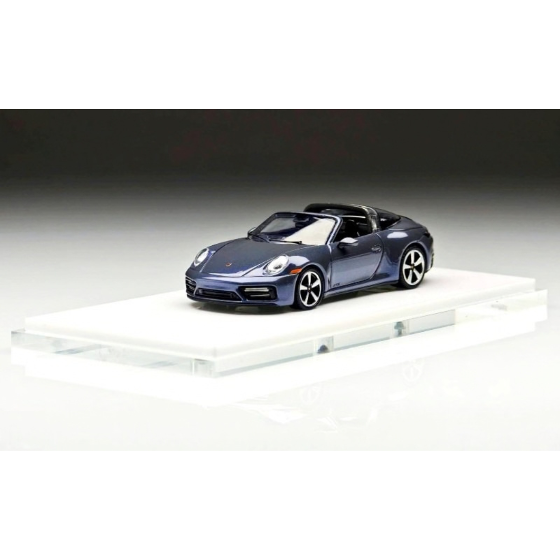 *PRE-ORDER* Porsche 992 Targa, 1:64 Scale (Grey)