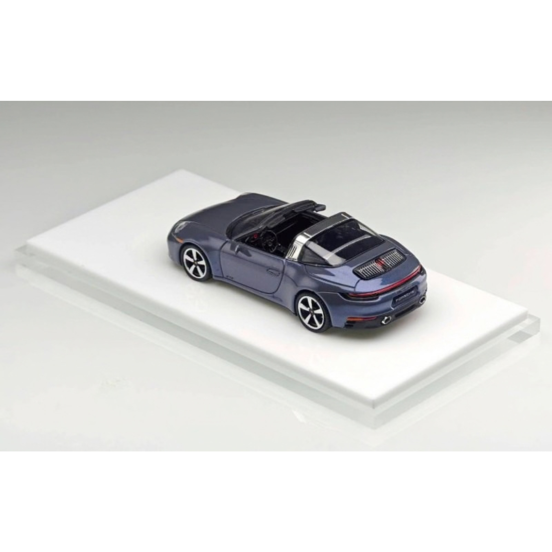 *PRE-ORDER* Porsche 992 Targa, 1:64 Scale (Grey)