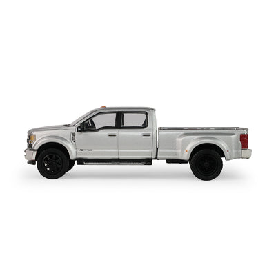 *PRE-ORDER* Auto Mall Series 8 - 2022 Ford F-450 Super Duty, 1:64 Scale (Iconic Silver)