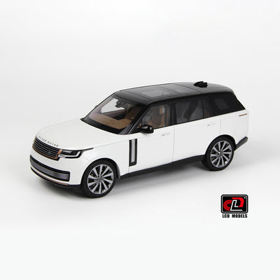 Premium scale diecast model car  – Land Rover Range Rover SV SERENITY 2022, 1:18 Scale (White with Black Roof) Collectible