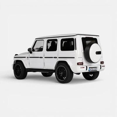 Premium scale diecast model car  – Mercedes-AMG G 63 W465, 1:18 Scale (Polar White) Collectible