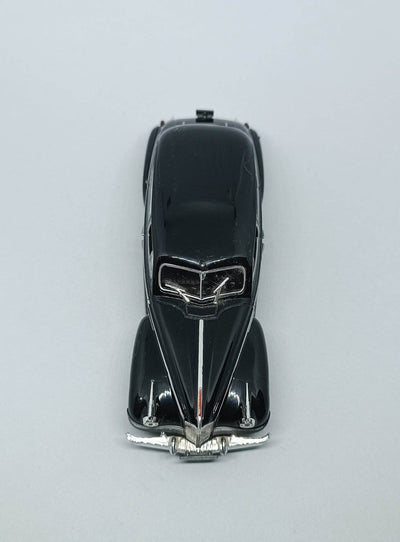 Premium scale diecast model car  – ZIS-110 Ultra Luxury Limousine, 1:64 Scale (Black) Collectible