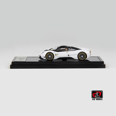 Premium scale diecast model car  – Pagani Utopia Coupe, 1:64 Scale (Black with white) Collectible