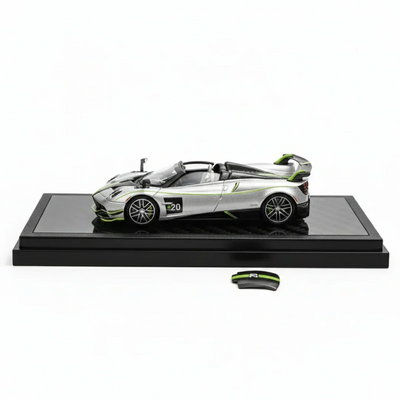 Premium scale diecast model car  – Pagani Huayra Roadster BC Shanghai Toy Fair Special Package 2025, 1:64 Scale (Silver Green) Collectible