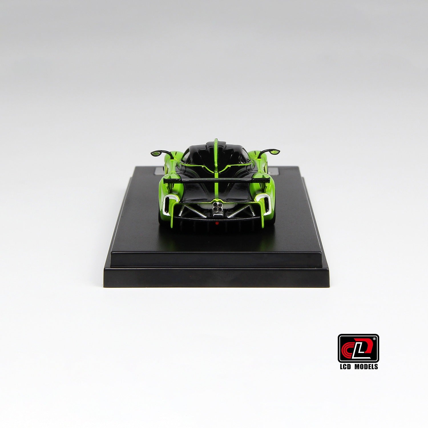 Premium scale diecast model car  – Pagani Huayra R, 1:64 Scale (Green) Collectible