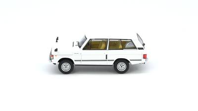 Premium scale diecast model car  – Range Rover Classic, 1:64 Scale ( White) Collectible